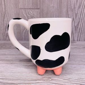 Boston Warehouse Udderly Cow Mug with Silicone Feet Hand Painted cup 20 fl.oz.